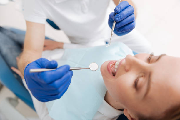 Best Teeth Whitening  in Carthage, IL